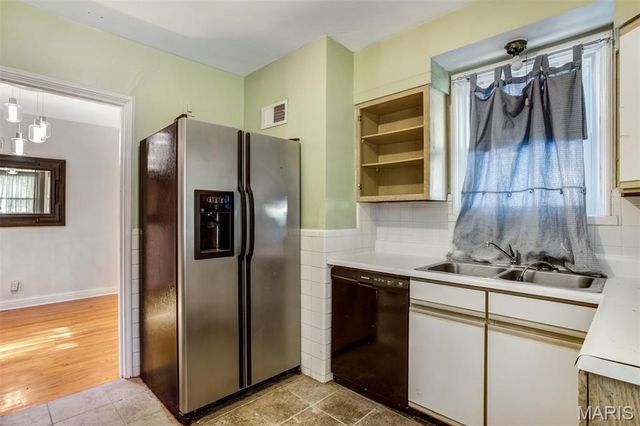 517 S Harrison Avenue, Kirkwood, MO 63122