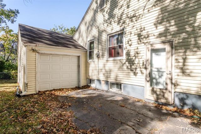 517 S Harrison Avenue, Kirkwood, MO 63122