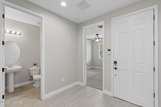 12100 E Ryscott Circle, Vail, AZ 85641