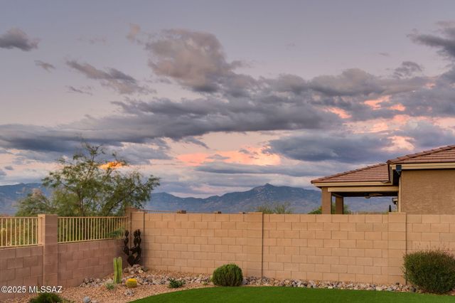 12100 E Ryscott Circle, Vail, AZ 85641