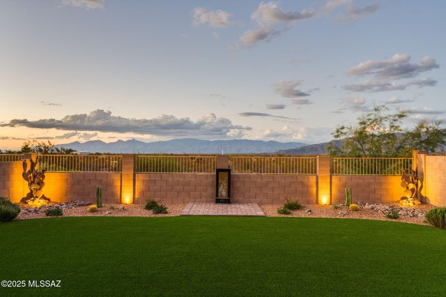 12100 E Ryscott Circle, Vail, AZ 85641