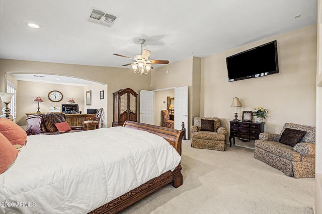 3907 E INDIGO BAY Drive, Gilbert, AZ 85234