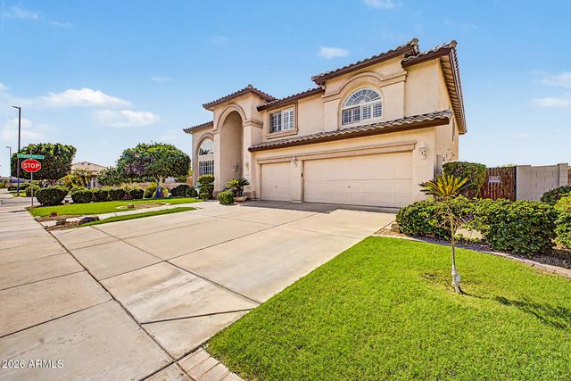3907 E INDIGO BAY Drive, Gilbert, AZ 85234