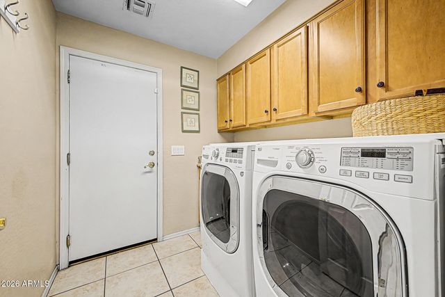 3907 E INDIGO BAY Drive, Gilbert, AZ 85234