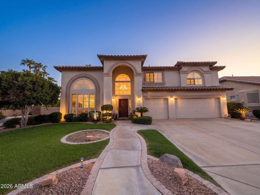 3907 E INDIGO BAY Drive, Gilbert, AZ 85234