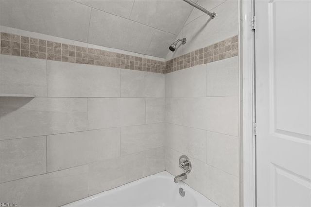 9607 Sherwood PL, Norfolk, VA 23503