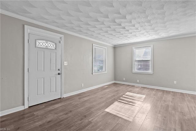 9607 Sherwood PL, Norfolk, VA 23503