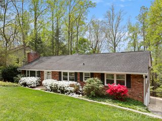32 Westridge Drive, Asheville, NC 28803