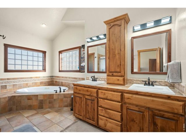 5219 Kanawha Ln, Evans, CO 80634