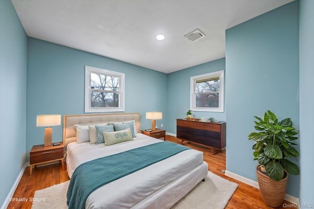 36 Maple Lane, Shirley, NY 11967