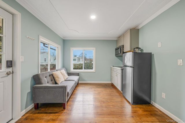 36 Maple Lane, Shirley, NY 11967