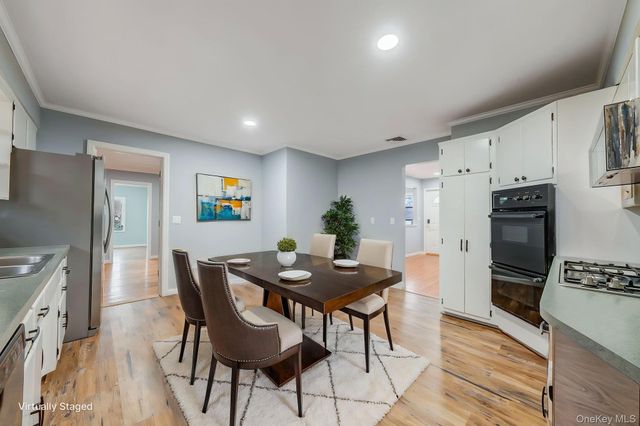 36 Maple Lane, Shirley, NY 11967