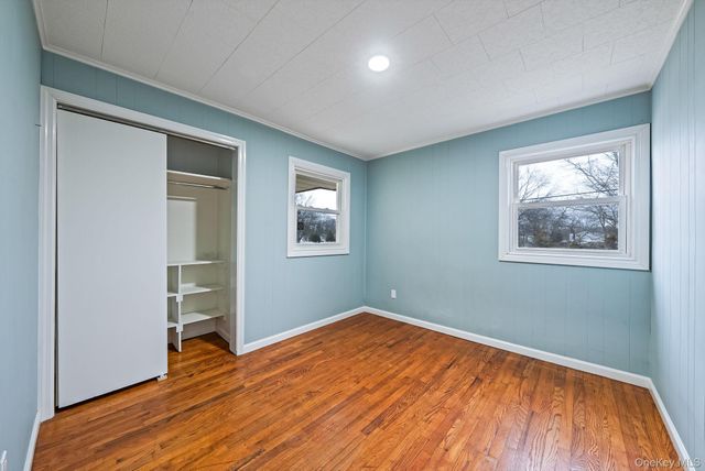 36 Maple Lane, Shirley, NY 11967