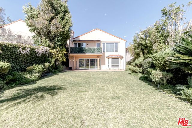 12626 Promontory Road, Los Angeles, CA 90049