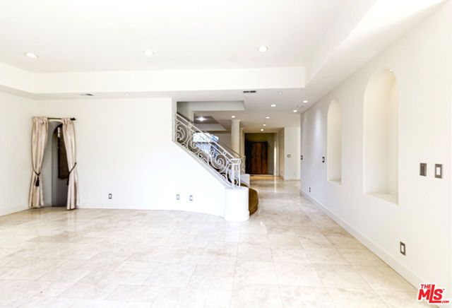 12626 Promontory Road, Los Angeles, CA 90049