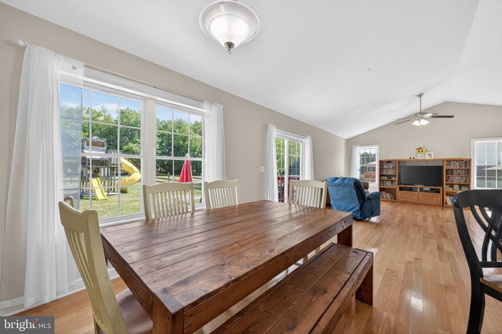 Image 12 of property listing at 23283 MAGNOLIA HILLS RD, Denton, MD 21629