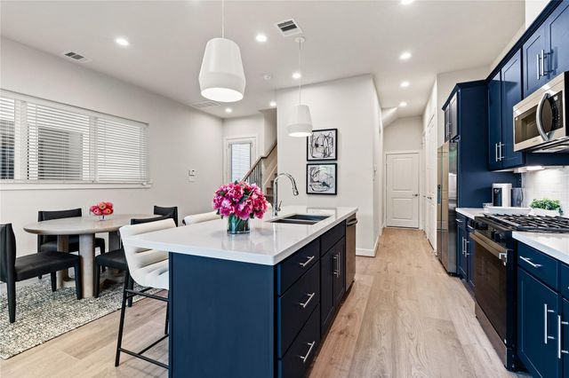 3923 Willowbend Point Drive, Houston, TX 77025