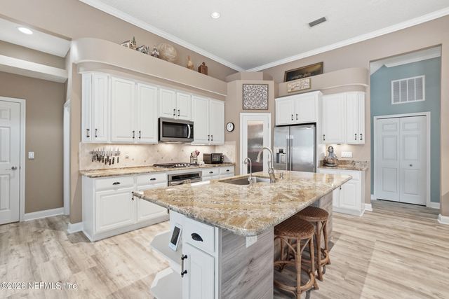 14627 CRYSTAL VIEW Lane, Jacksonville, FL 32250
