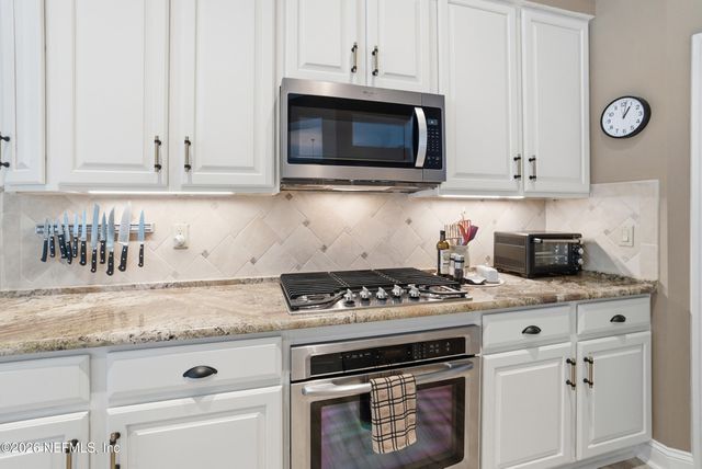14627 CRYSTAL VIEW Lane, Jacksonville, FL 32250