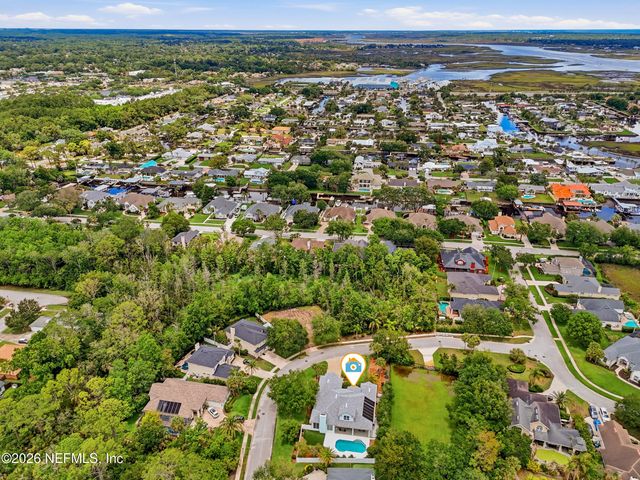 14627 CRYSTAL VIEW Lane, Jacksonville, FL 32250