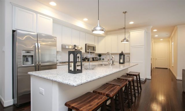 238 Kendrick Pines Boulevard, Spring, TX 77389