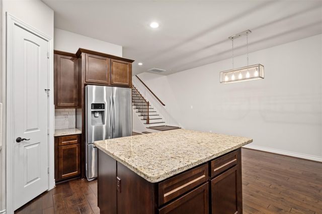 818 Olive Street B, Houston, TX 77007