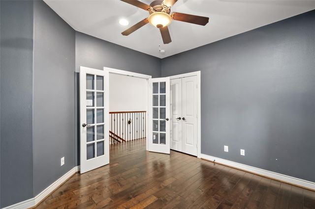 818 Olive Street B, Houston, TX 77007