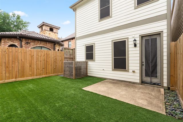 818 Olive Street B, Houston, TX 77007