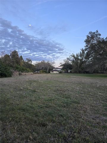 5625 ROSEMONT AVENUE, Tampa, FL 33614