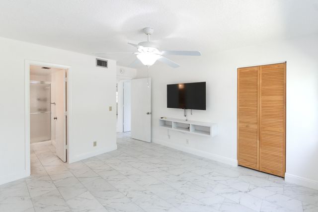 4899 Sable Pine Circle A2, West Palm Beach, FL 33417