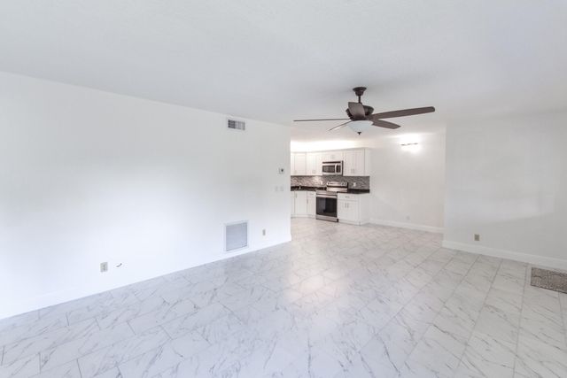 4899 Sable Pine Circle A2, West Palm Beach, FL 33417