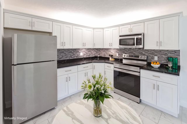 4899 Sable Pine Circle A2, West Palm Beach, FL 33417