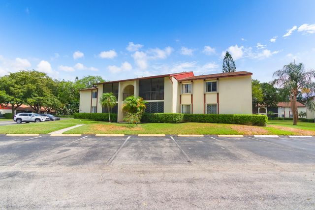 4899 Sable Pine Circle A2, West Palm Beach, FL 33417