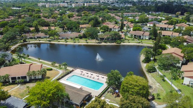 4899 Sable Pine Circle A2, West Palm Beach, FL 33417