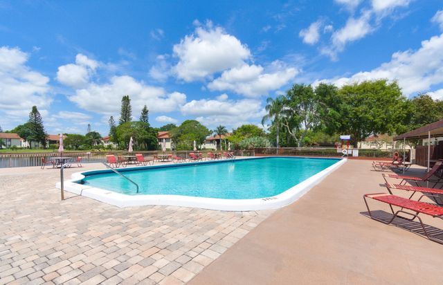4899 Sable Pine Circle A2, West Palm Beach, FL 33417