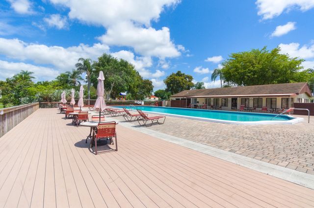 4899 Sable Pine Circle A2, West Palm Beach, FL 33417