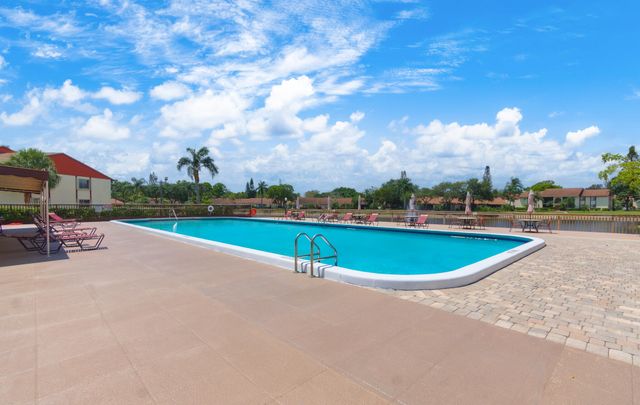 4899 Sable Pine Circle A2, West Palm Beach, FL 33417