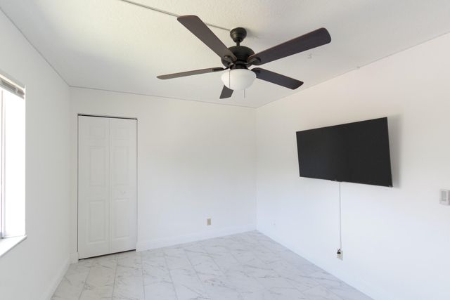 4899 Sable Pine Circle A2, West Palm Beach, FL 33417