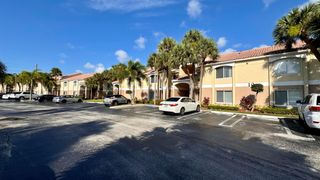 815 W Boynton Beach Boulevard 8-106, Boynton Beach, FL 33426