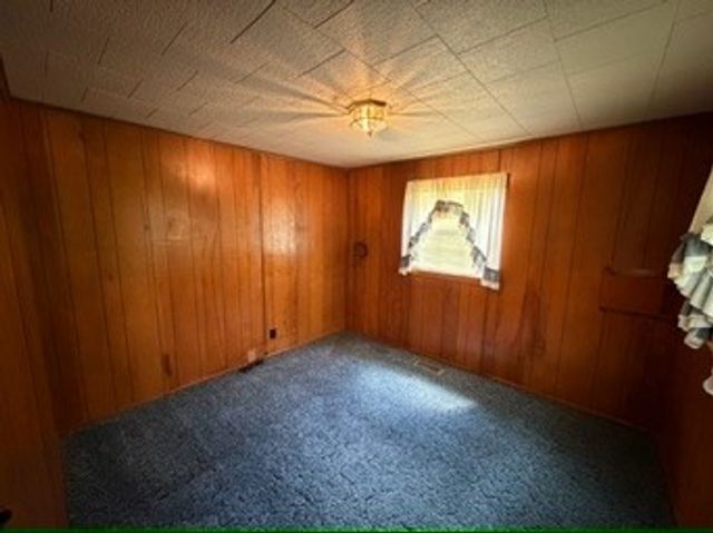 189 Leatherwood Lake Rd, Stewart, TN 37175