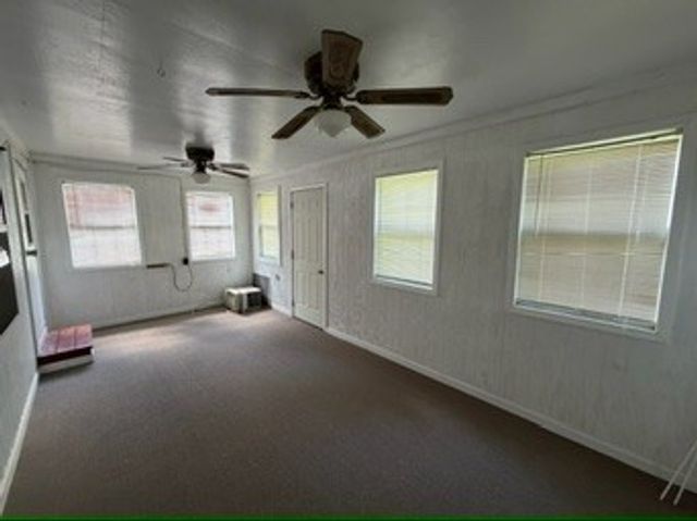 189 Leatherwood Lake Rd, Stewart, TN 37175