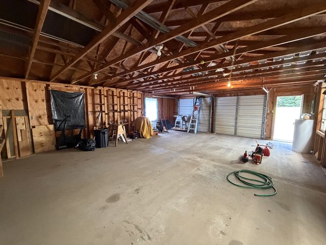 189 Leatherwood Lake Rd, Stewart, TN 37175