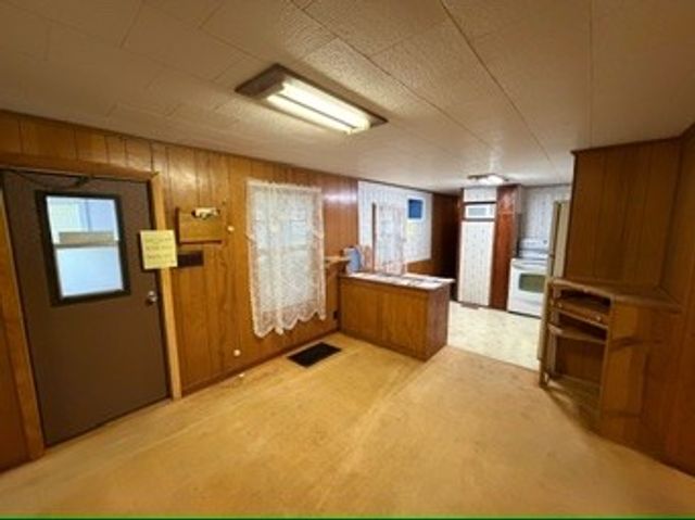 189 Leatherwood Lake Rd, Stewart, TN 37175