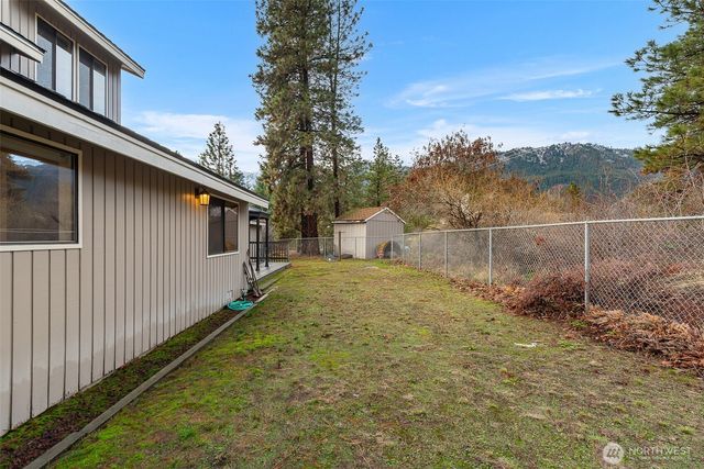 1547 Alpensee Strasse, Leavenworth, WA 98826