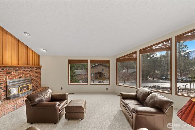 1547 Alpensee Strasse, Leavenworth, WA 98826