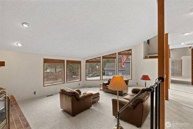 1547 Alpensee Strasse, Leavenworth, WA 98826