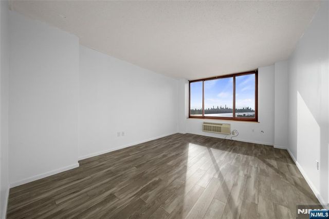 100 Old Palisade Road 3508, Fort Lee, NJ 07024