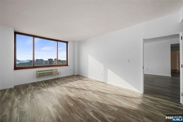 100 Old Palisade Road 3508, Fort Lee, NJ 07024