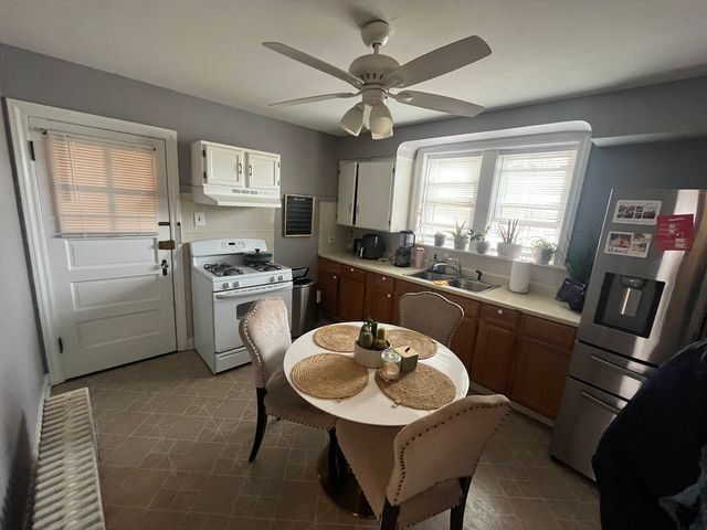 5834 S Keeler Avenue, Chicago, IL 60629