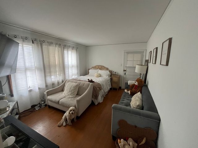 5834 S Keeler Avenue, Chicago, IL 60629